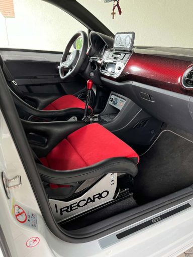 VW Up! Recaro Pole Position